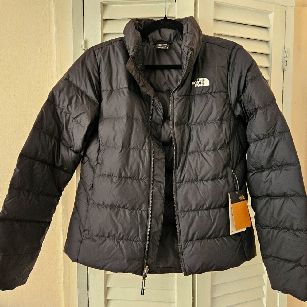 BRAND NEW North Face Jacket